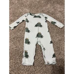 Kate Quinn bamboo romper in the “Frog Prince” Print, Size 12-18 months